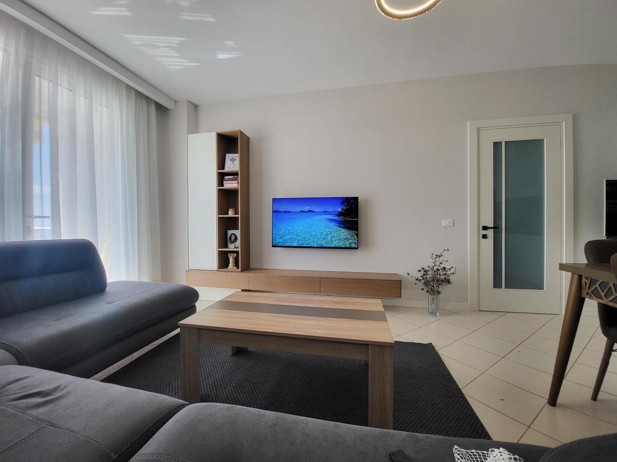 Alex'S Apartment 2 Дуррес Экстерьер фото